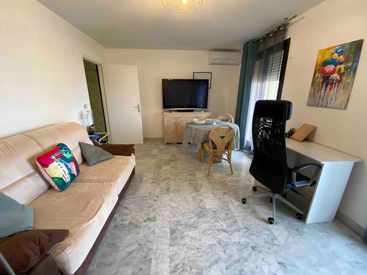 Promenade-85 Waterfront Air-conditioned Appartamento *